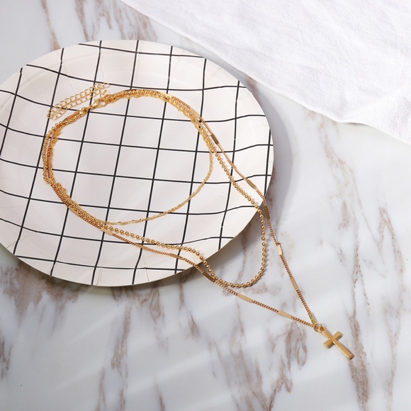 Last One!♥️Cross Necklaces - Picture 5 of 7